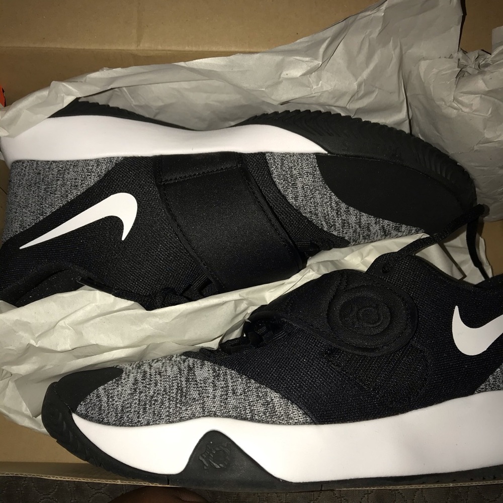 KD Trey 5 VI (GS)